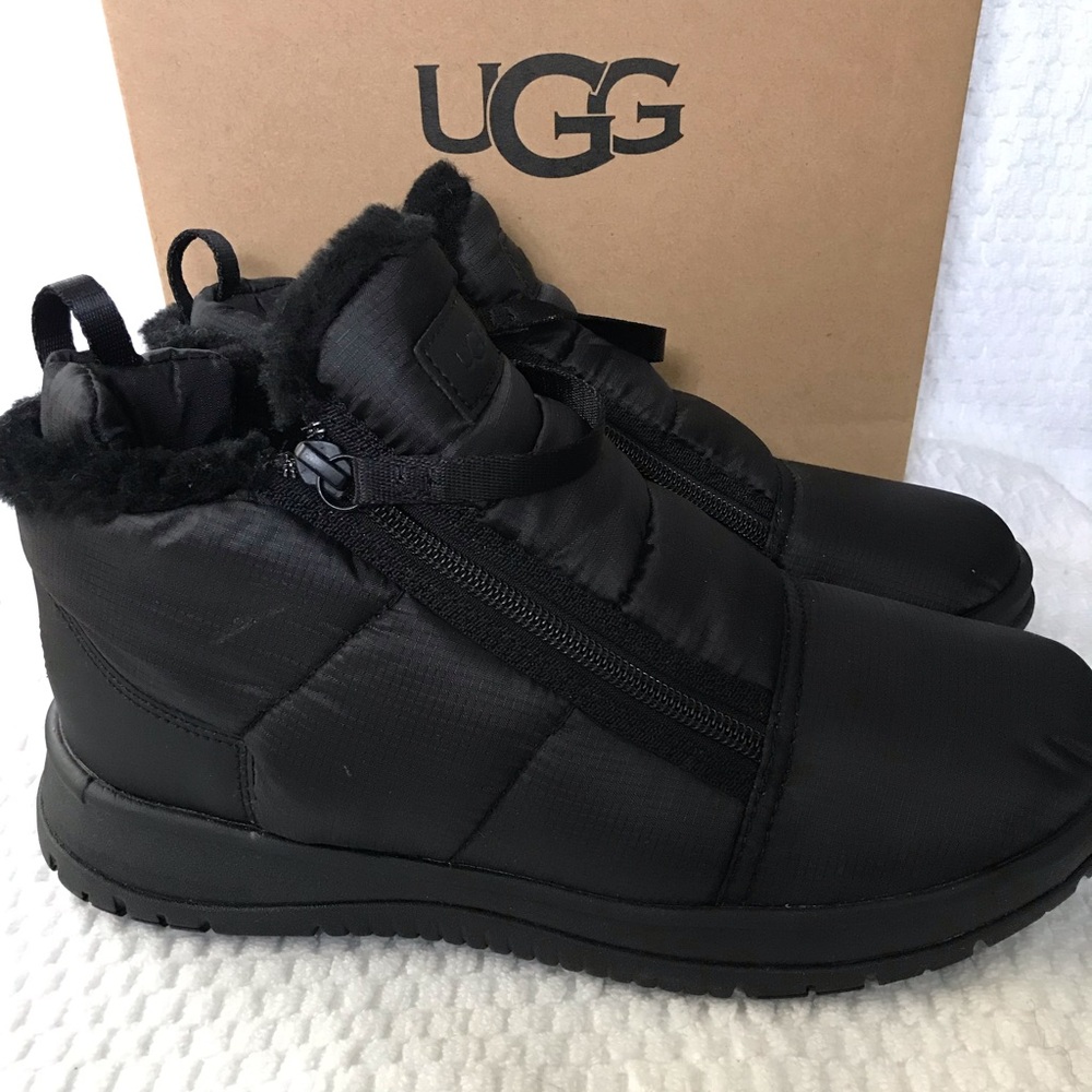UGG LAKESIDER ZIP PUFF